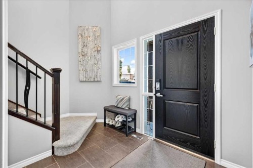 122 Royal Birkdale Crescent Nw, Calgary, AB - Indoor Photo Showing Other Room