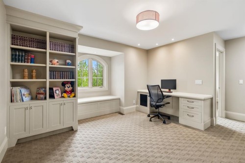 136 Posthill Drive Sw, Calgary, AB - Indoor Photo Showing Office