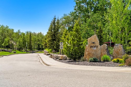 136 Posthill Drive Sw, Calgary, AB - Outdoor
