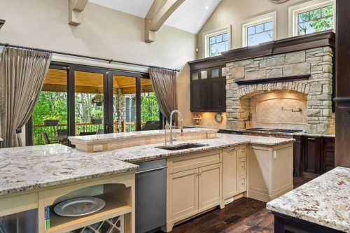 136 Posthill Drive Sw, Calgary, AB - Indoor Photo Showing Kitchen