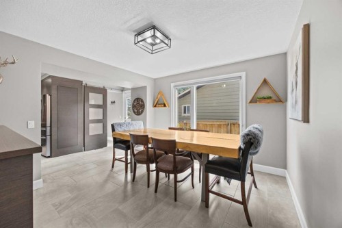 8 Millside Court Sw, Calgary, AB - Indoor Photo Showing Dining Room