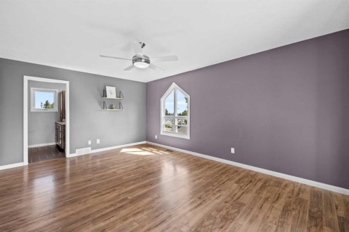 8 Millside Court Sw, Calgary, AB - Indoor Photo Showing Other Room