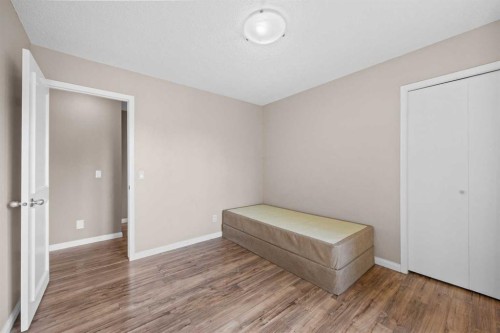 8 Millside Court Sw, Calgary, AB - Indoor Photo Showing Other Room