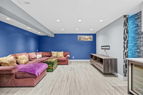 8 Millside Court Sw, Calgary, AB - Indoor