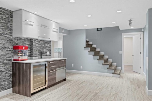 8 Millside Court Sw, Calgary, AB - Indoor Photo Showing Other Room
