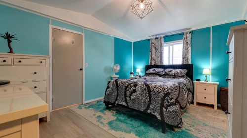 25 Westover Crescent West, Claresholm, AB - Indoor Photo Showing Bedroom