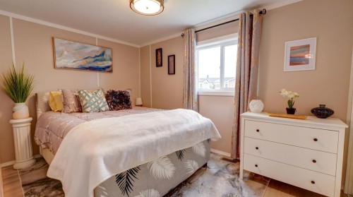25 Westover Crescent West, Claresholm, AB - Indoor Photo Showing Bedroom