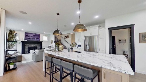 107 Auburn Sound Cove Se, Calgary, AB - Indoor Photo Showing Kitchen With Upgraded Kitchen