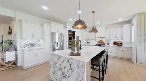 107 Auburn Sound Cove Se, Calgary, AB - Indoor Photo Showing Kitchen With Upgraded Kitchen