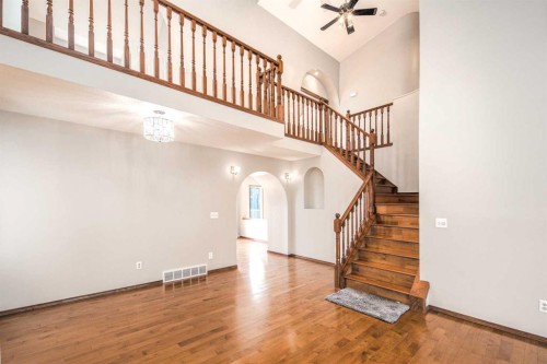131 Edgebrook Close Nw, Calgary, AB - Indoor Photo Showing Other Room
