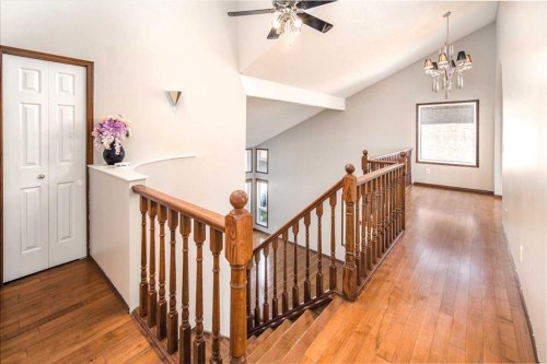 131 Edgebrook Close Nw, Calgary, AB - Indoor Photo Showing Other Room
