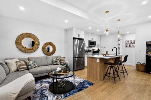 236 30 Avenue Ne, Calgary, AB - Indoor