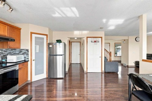 55 Anaheim Crescent Ne, Calgary, AB 