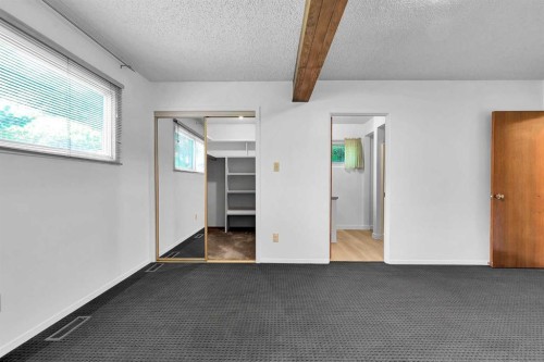 7819 7 Street Sw, Calgary, AB - Indoor Photo Showing Other Room