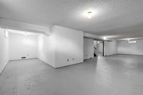 7819 7 Street Sw, Calgary, AB - Indoor