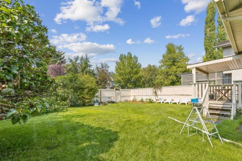 684 Sunmills Drive Se, Calgary, AB - Outdoor
