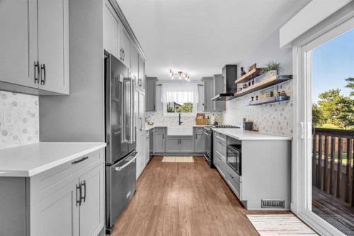 159 Bernard Way Nw, Calgary, AB 