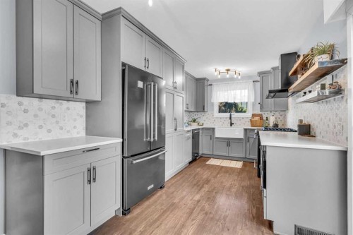 159 Bernard Way Nw, Calgary, AB 
