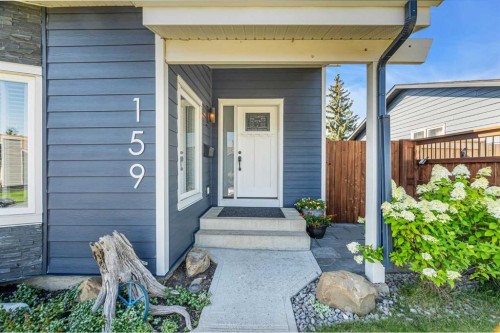 159 Bernard Way Nw, Calgary, AB 