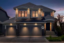33 Aspen Summit Circle SW Calgary, AB T3H 0Z7