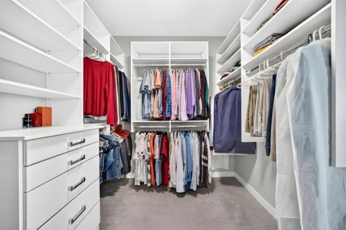 33 Aspen Summit Circle Sw, Calgary, AB - Indoor With Storage