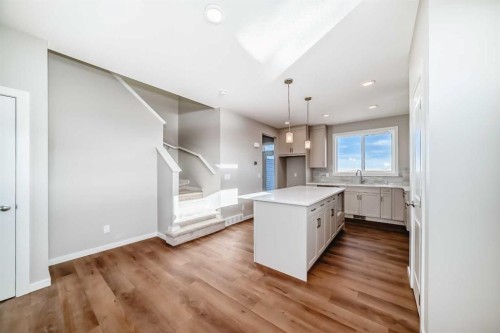 608 Sora Boulevard Se, Calgary, AB 