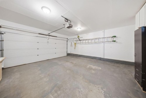 19 Martha'S Meadow Close Ne, Calgary, AB - Indoor Photo Showing Garage