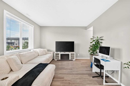 203-120 Redstone Walk Ne, Calgary, AB - Indoor Photo Showing Office