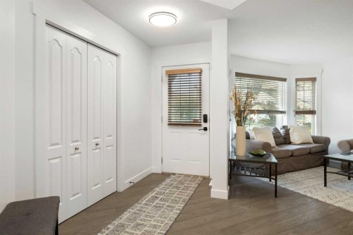 56 West Cedar Rise Sw, Calgary, AB - Indoor