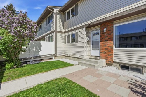 35-740 Bracewood Drive Sw, Calgary, AB - Outdoor