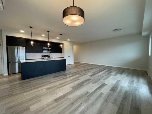 2304-42 Cranbrook Gardens Se, Calgary, AB - Indoor Photo Showing Kitchen