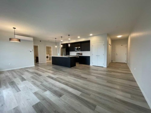 2304-42 Cranbrook Gardens Se, Calgary, AB - Indoor