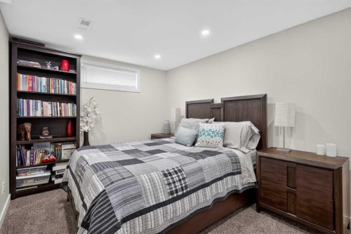 21 Rossmere Road Sw, Calgary, AB 