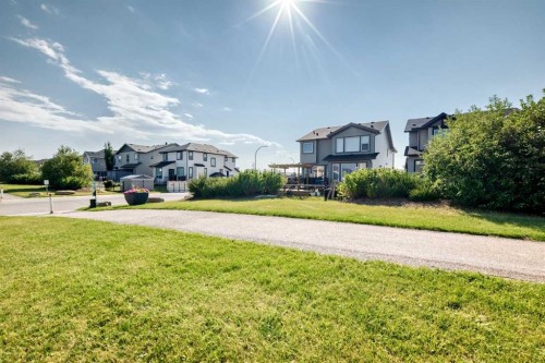 8 Skyview Point Terrace Ne, Calgary, AB - Outdoor