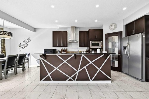 8 Skyview Point Terrace Ne, Calgary, AB - Indoor Photo Showing Kitchen