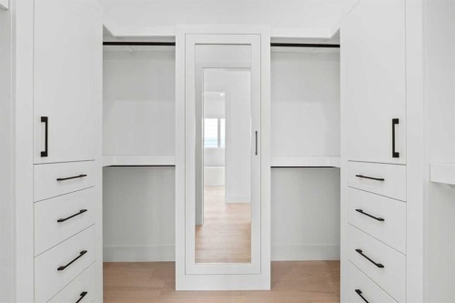 514 37 Street Sw, Calgary, AB - Indoor Photo Showing Other Room