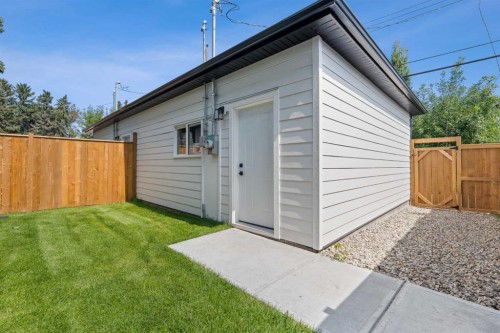 514 37 Street Sw, Calgary, AB - Outdoor With Exterior