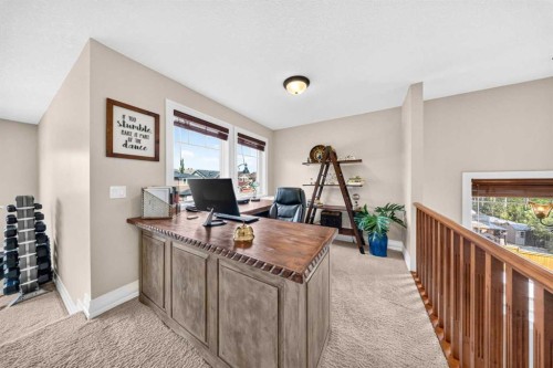 117 Evanspark Circle Nw, Calgary, AB - Indoor Photo Showing Office