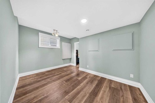 117 Evanspark Circle Nw, Calgary, AB - Indoor Photo Showing Other Room