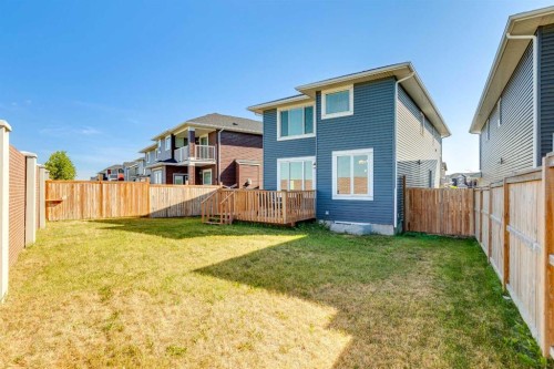 215 Redstone Heights Ne, Calgary, AB - Outdoor