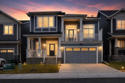 142 Yorkstone Way SW Calgary, AB T2X 4S2