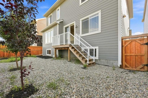142 Yorkstone Way Sw, Calgary, AB - Outdoor