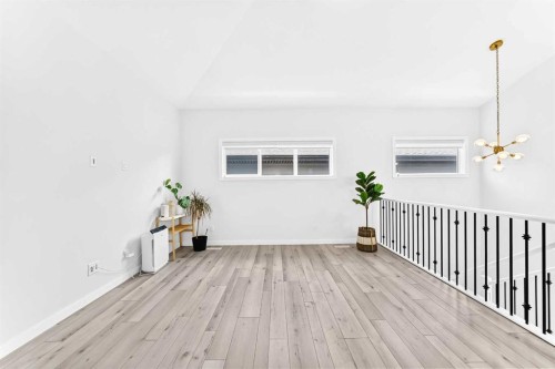 105 Magnolia Manor Se, Calgary, AB -  Photo Showing Other Room