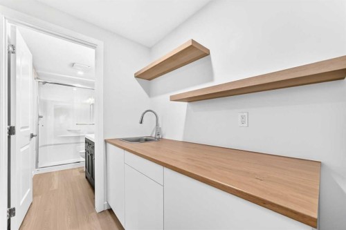 105 Magnolia Manor Se, Calgary, AB - Indoor