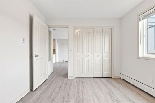 204-304 Cranberry Park Se, Calgary, AB - Indoor