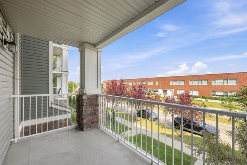 204-304 Cranberry Park Se, Calgary, AB - Outdoor With Exterior
