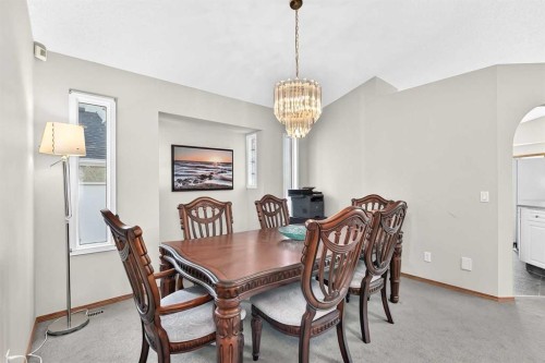 2917 Signal Hill Heights Sw, Calgary, AB - Indoor Photo Showing Dining Room