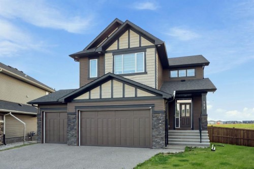 123 Dawson Harbour Court, Chestermere, AB 
