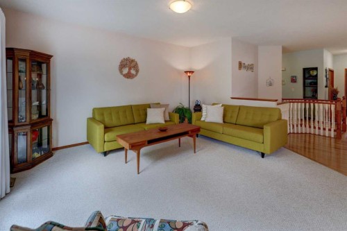 123 Hillview Road, Strathmore, AB - Indoor