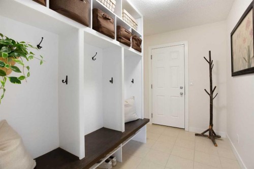 2 Kingston View Se, Airdrie, AB - Indoor Photo Showing Other Room